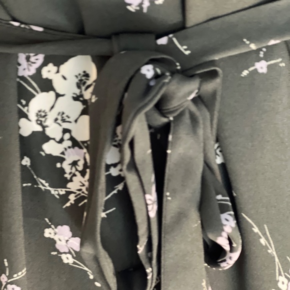 Gap Button Up Floral Dress with tie belt - Picture 5 of 7